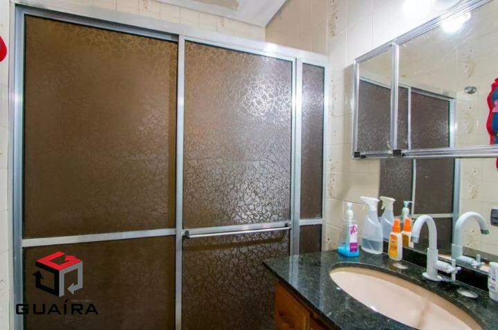 Sobrado para alugar com 3 quartos, 200m² - Foto 14