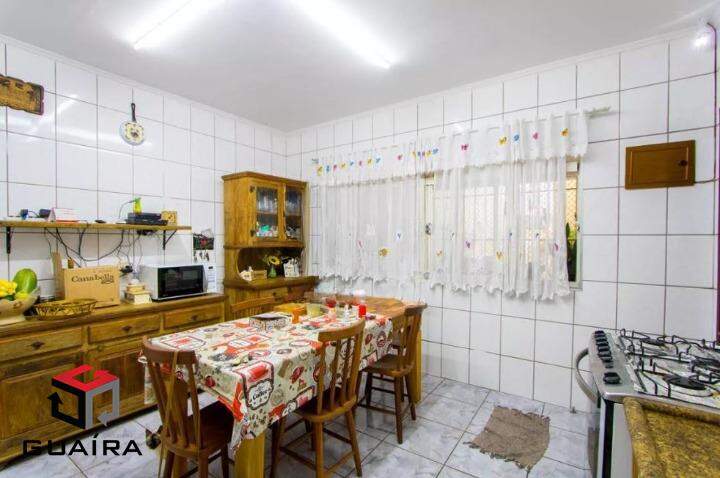 Sobrado para alugar com 3 quartos, 200m² - Foto 4