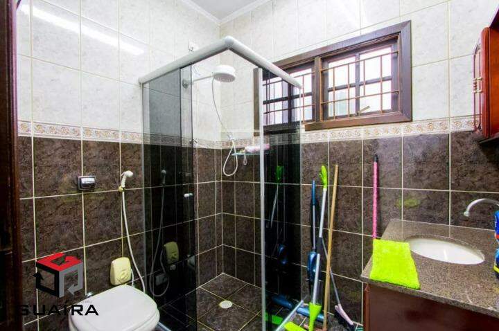 Sobrado para alugar com 3 quartos, 200m² - Foto 15