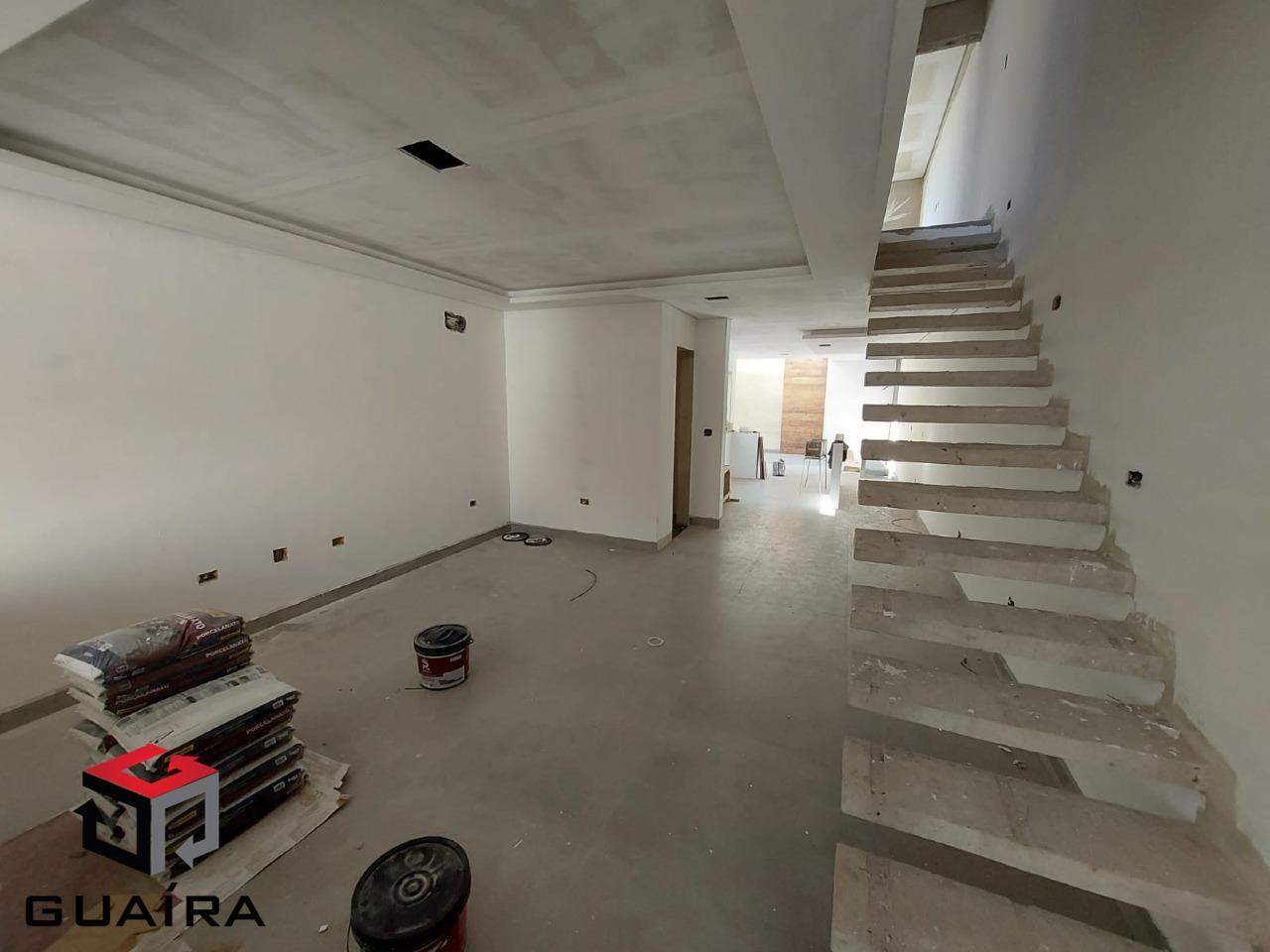 Sobrado à venda com 3 quartos, 170m² - Foto 2