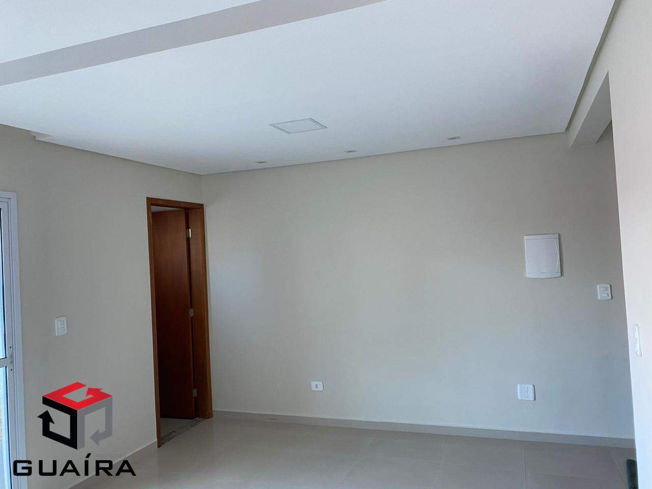 Sobrado à venda com 3 quartos, 125m² - Foto 2