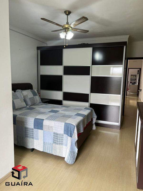 Sobrado à venda com 3 quartos, 200m² - Foto 16