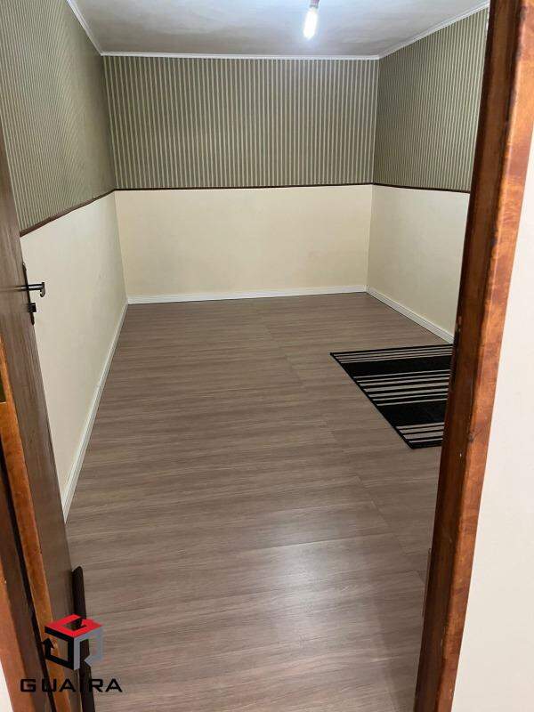 Sobrado à venda com 3 quartos, 200m² - Foto 32