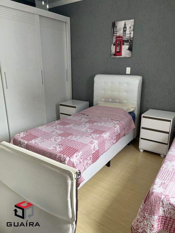 Sobrado à venda com 3 quartos, 200m² - Foto 18