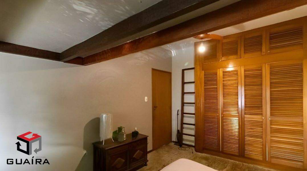 Sobrado à venda com 5 quartos, 240m² - Foto 13