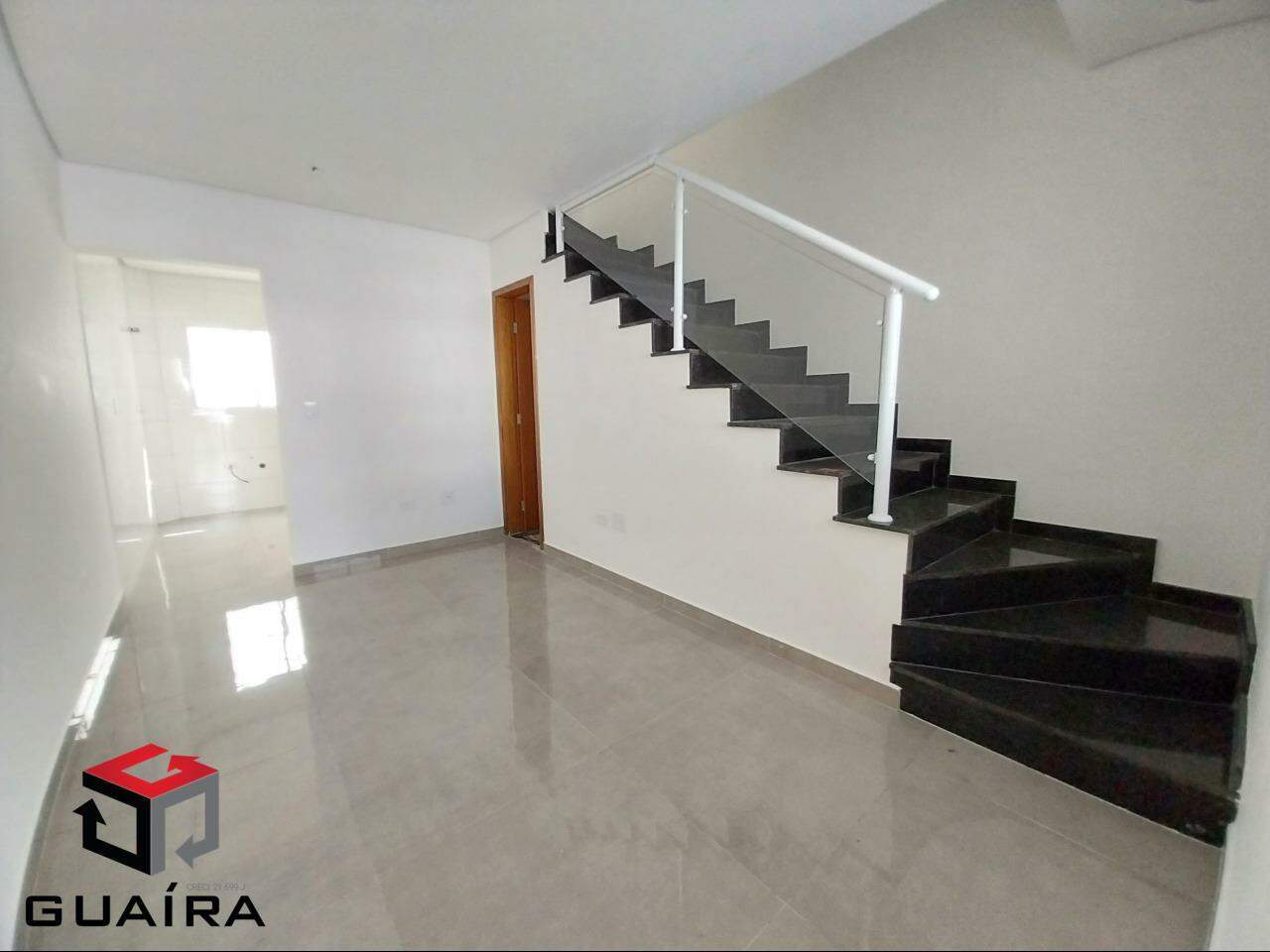 Sobrado à venda com 2 quartos, 132m² - Foto 1