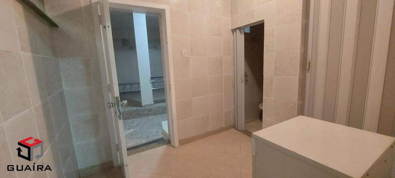 Sobrado à venda com 4 quartos, 300m² - Foto 30