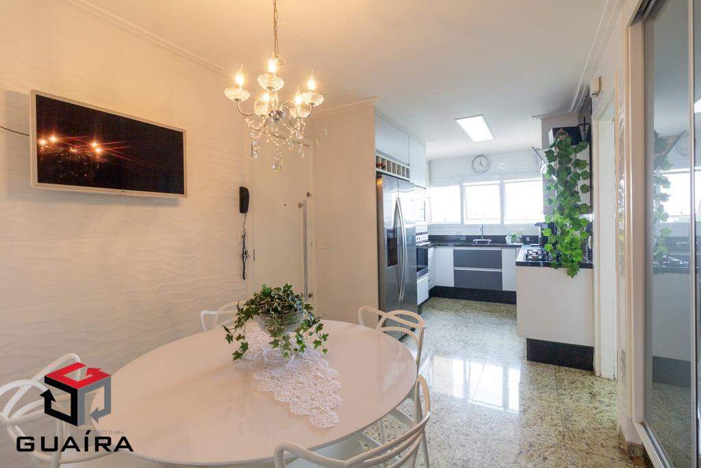 Apartamento à venda com 3 quartos, 214m² - Foto 12