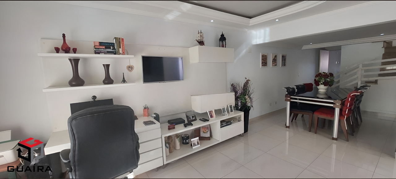 Sobrado à venda com 3 quartos, 250m² - Foto 2