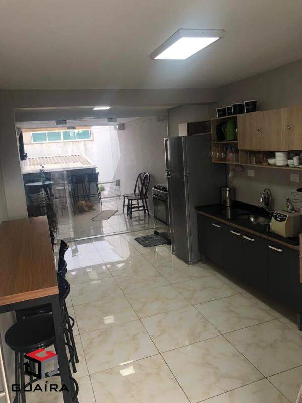 Casa à venda com 4 quartos, 135m² - Foto 5