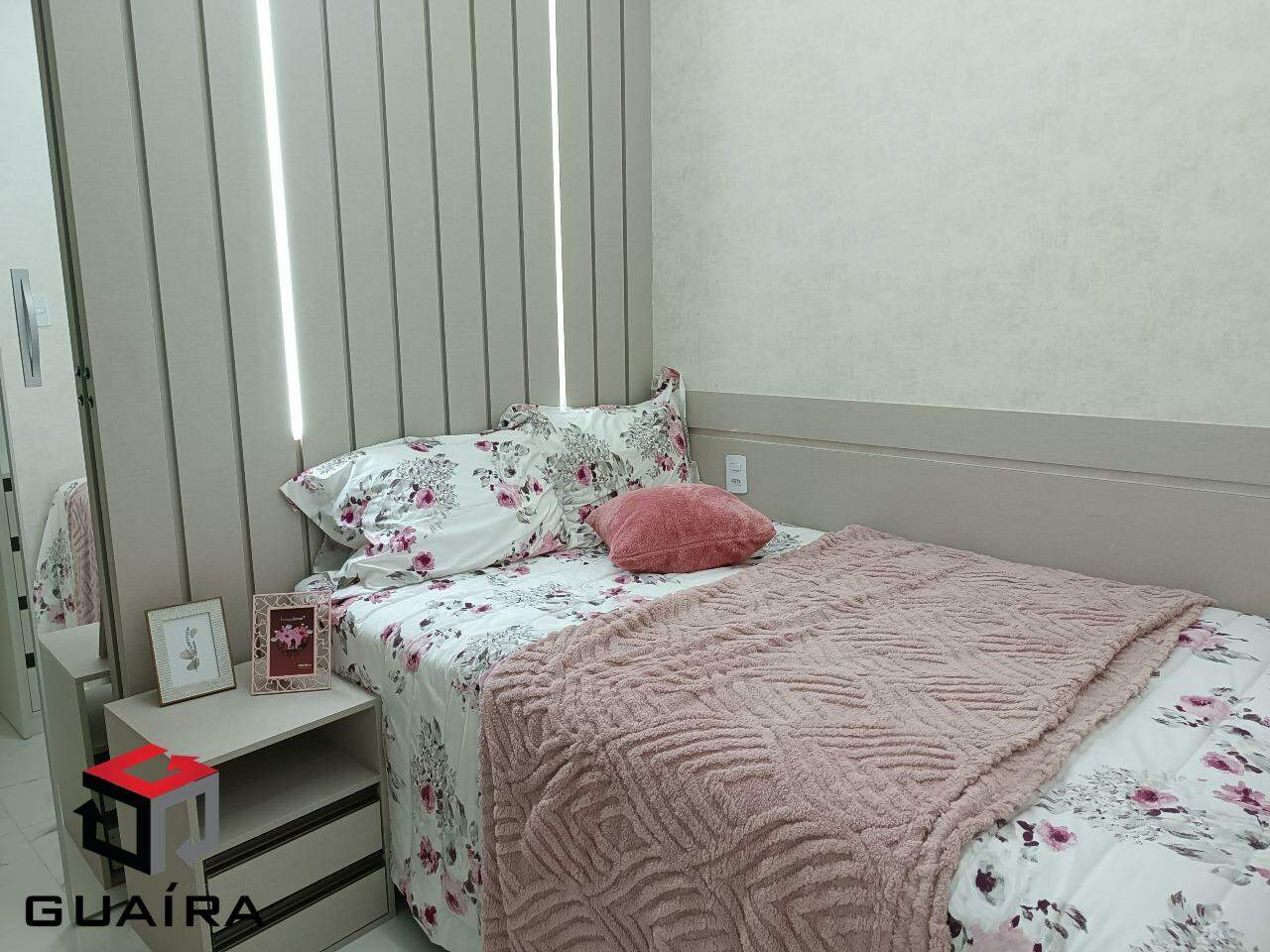 Apartamento à venda com 3 quartos, 100m² - Foto 4