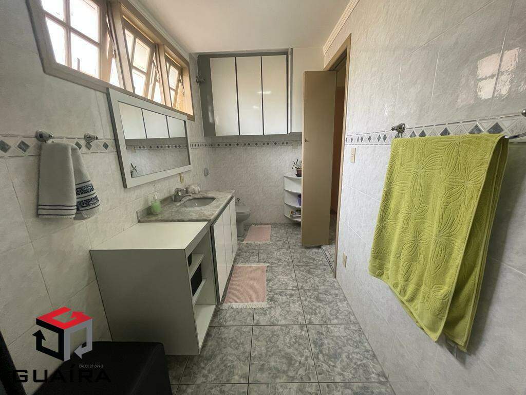 Sobrado à venda com 4 quartos, 227m² - Foto 18