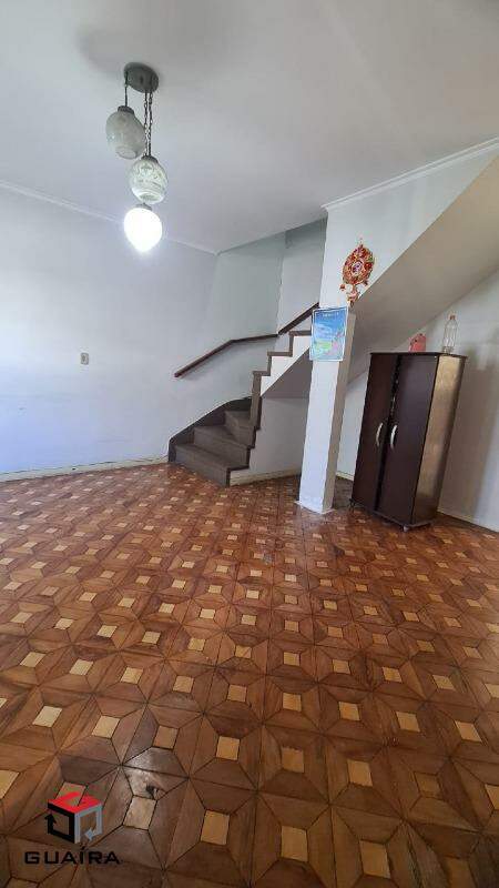 Sobrado à venda com 2 quartos, 145m² - Foto 2