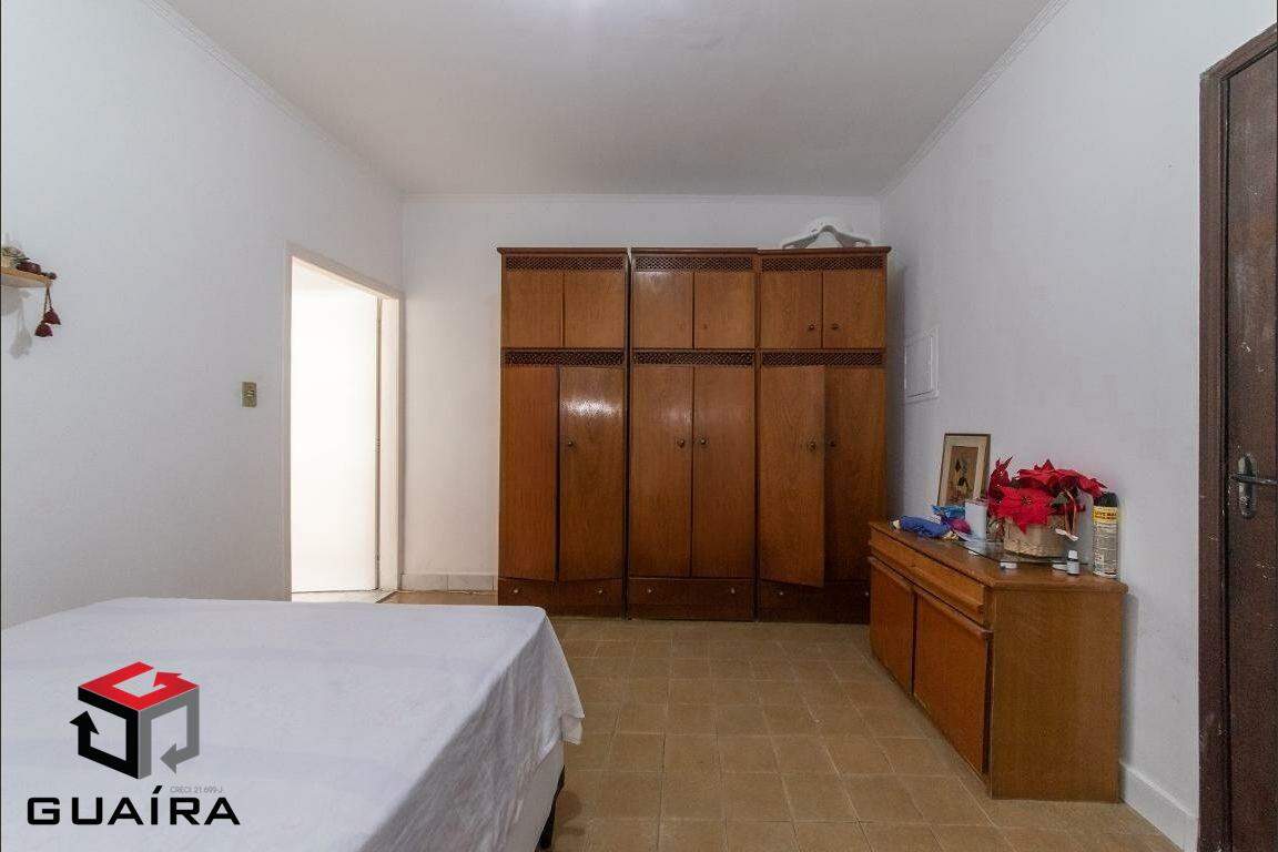 Sobrado à venda com 4 quartos, 200m² - Foto 29