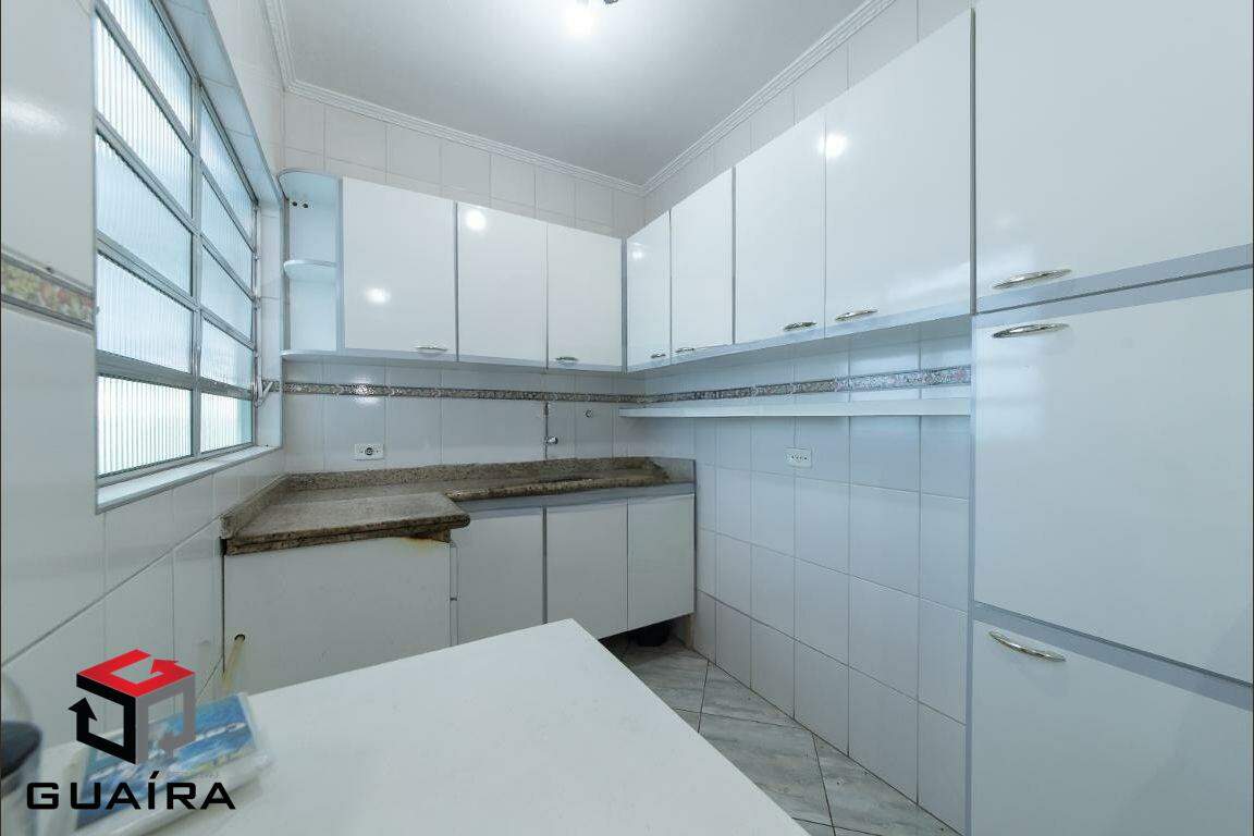 Sobrado à venda com 4 quartos, 200m² - Foto 12