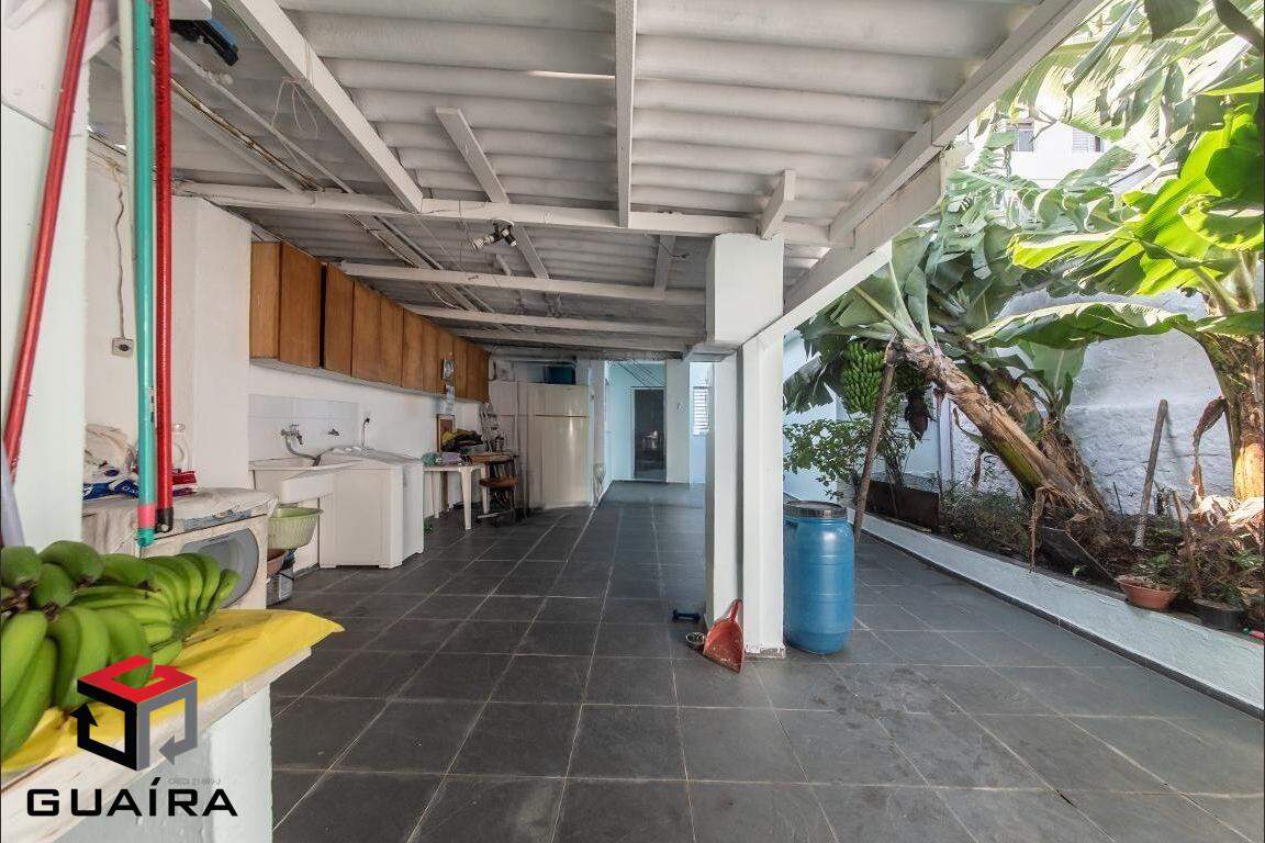 Sobrado à venda com 4 quartos, 200m² - Foto 18