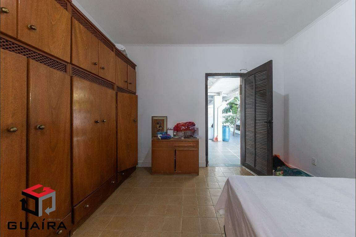 Sobrado à venda com 4 quartos, 200m² - Foto 24