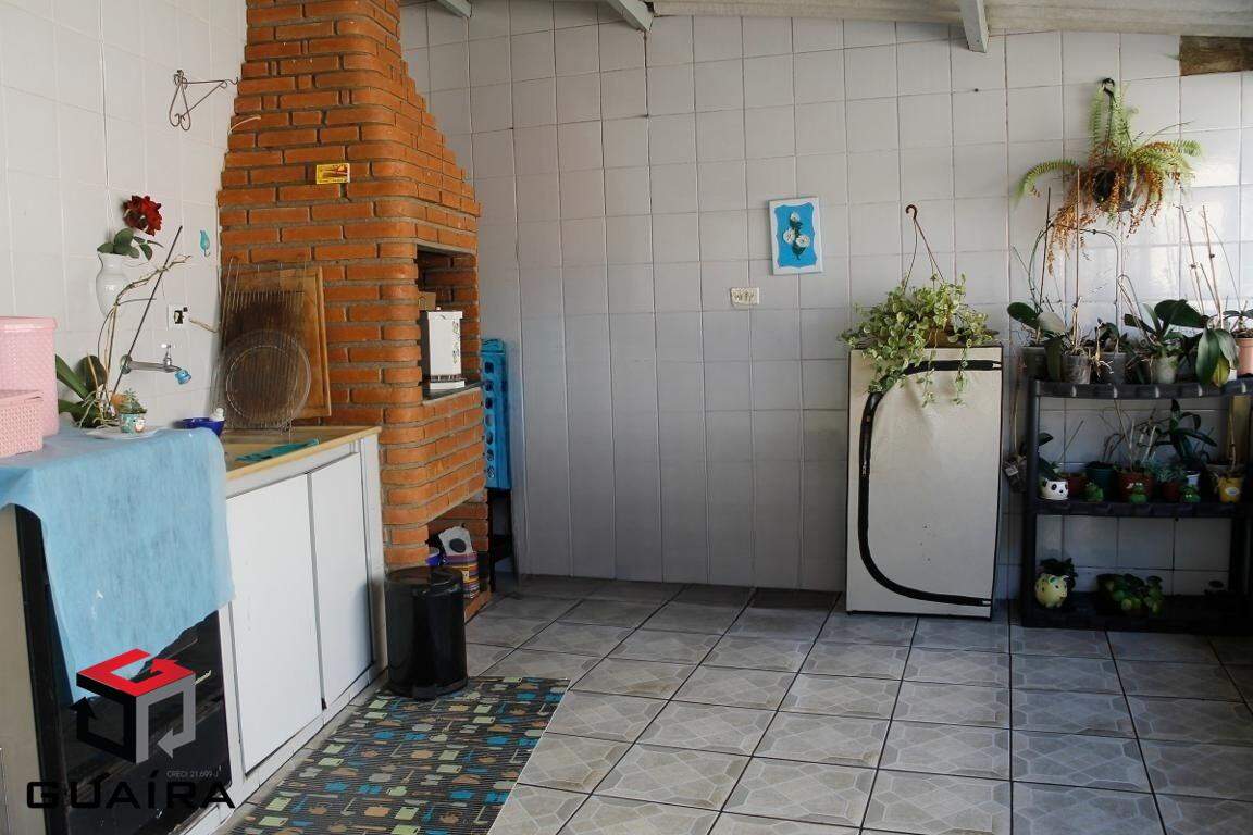 Sobrado à venda com 3 quartos, 200m² - Foto 12