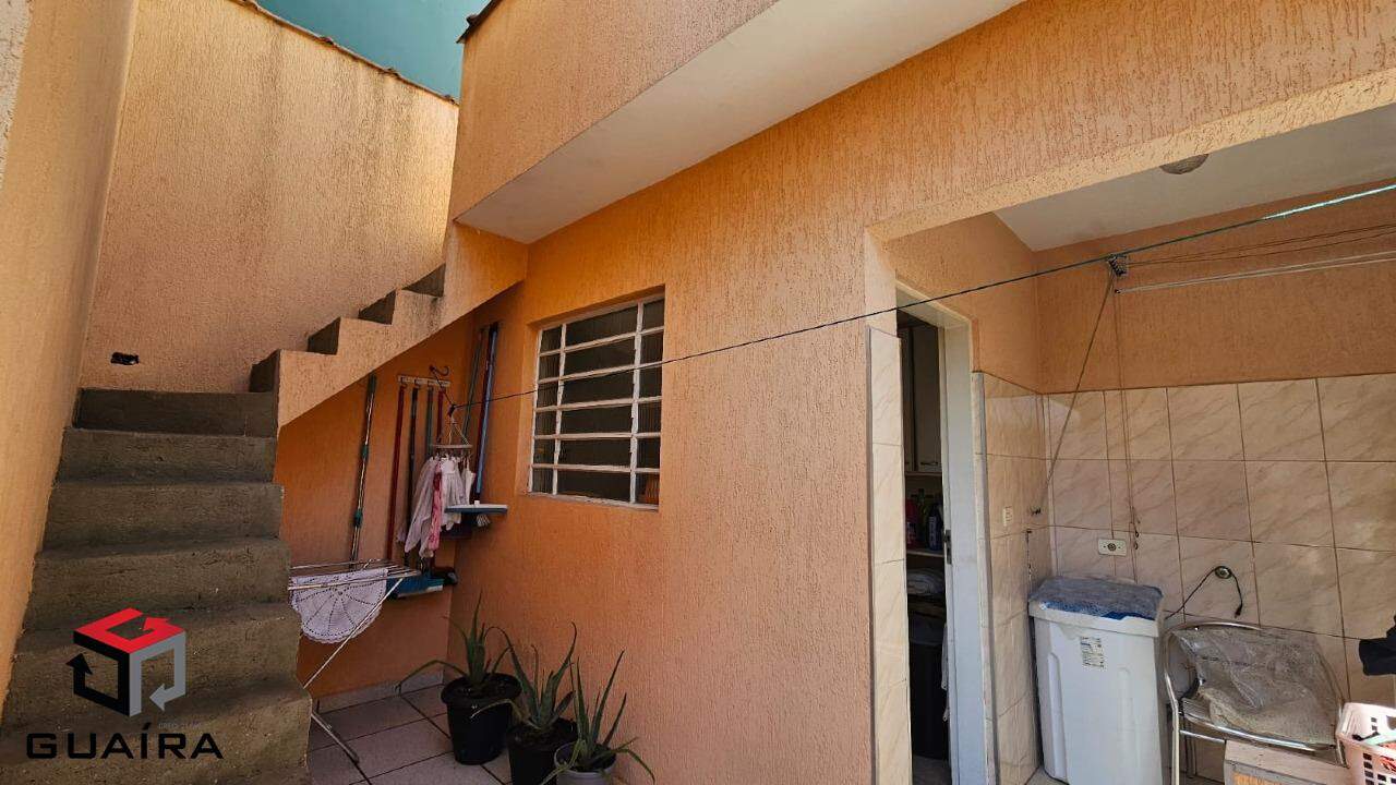 Sobrado à venda com 3 quartos, 180m² - Foto 17