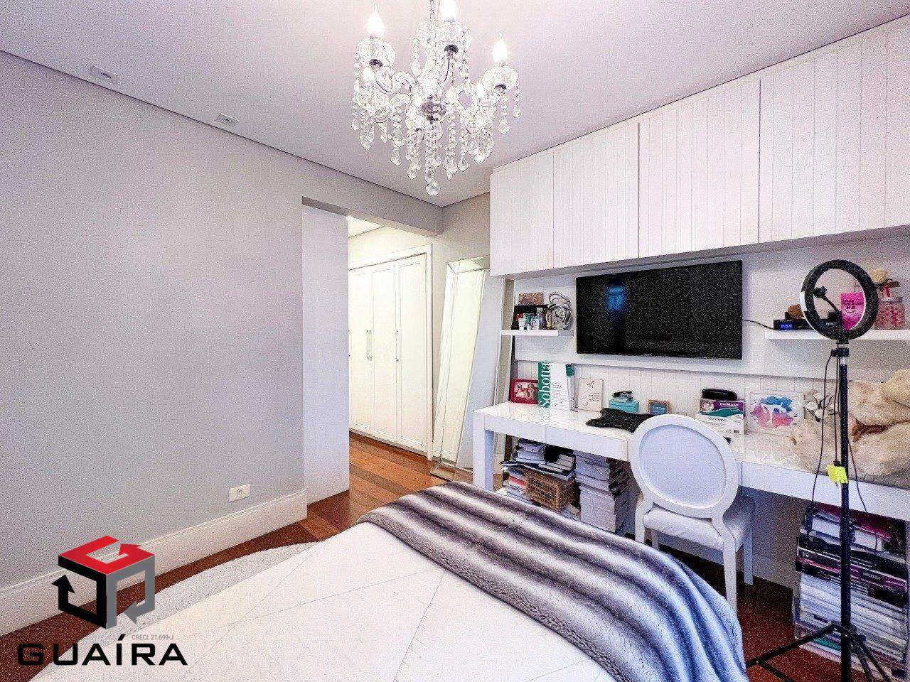 Apartamento à venda com 4 quartos, 228m² - Foto 9