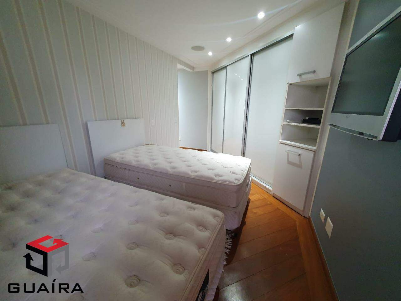 Apartamento à venda com 4 quartos, 385m² - Foto 32