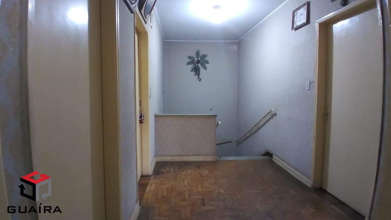 Casa à venda com 5 quartos, 230m² - Foto 8