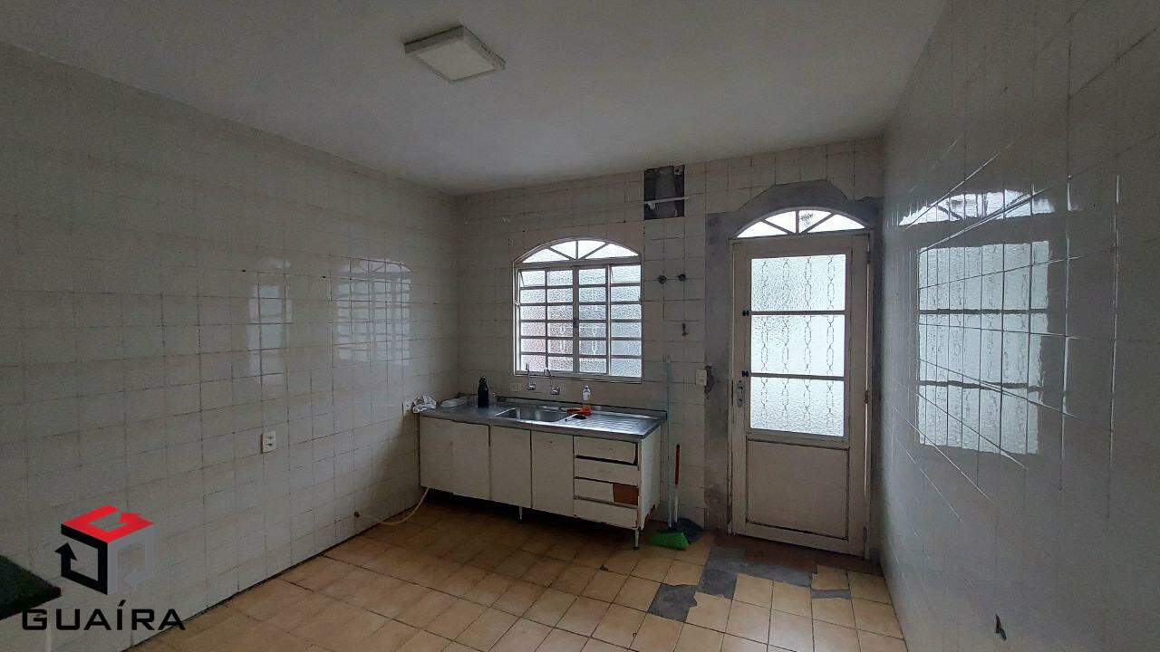 Casa à venda com 2 quartos, 190m² - Foto 9