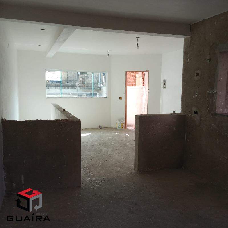 Casa à venda com 2 quartos, 179m² - Foto 2