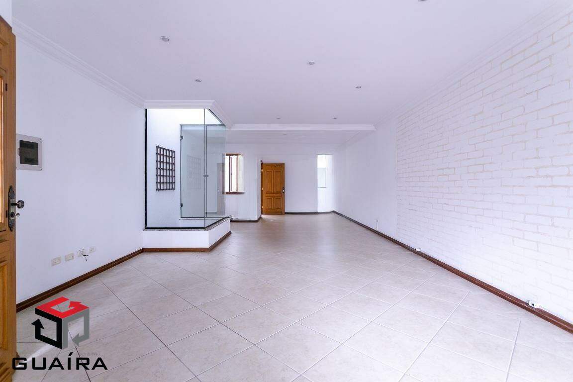 Sobrado à venda com 4 quartos, 250m² - Foto 3