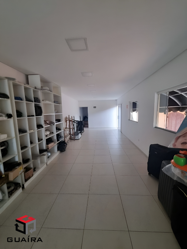 Sobrado à venda com 1 quarto, 200m² - Foto 14