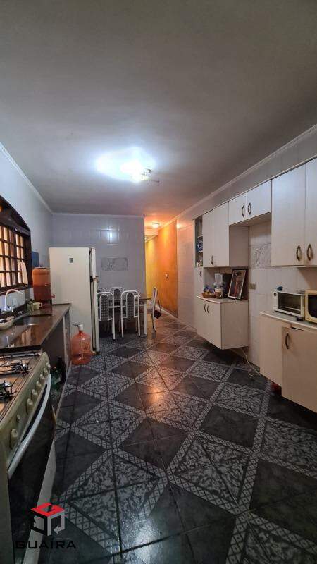 Sobrado à venda com 3 quartos, 218m² - Foto 12