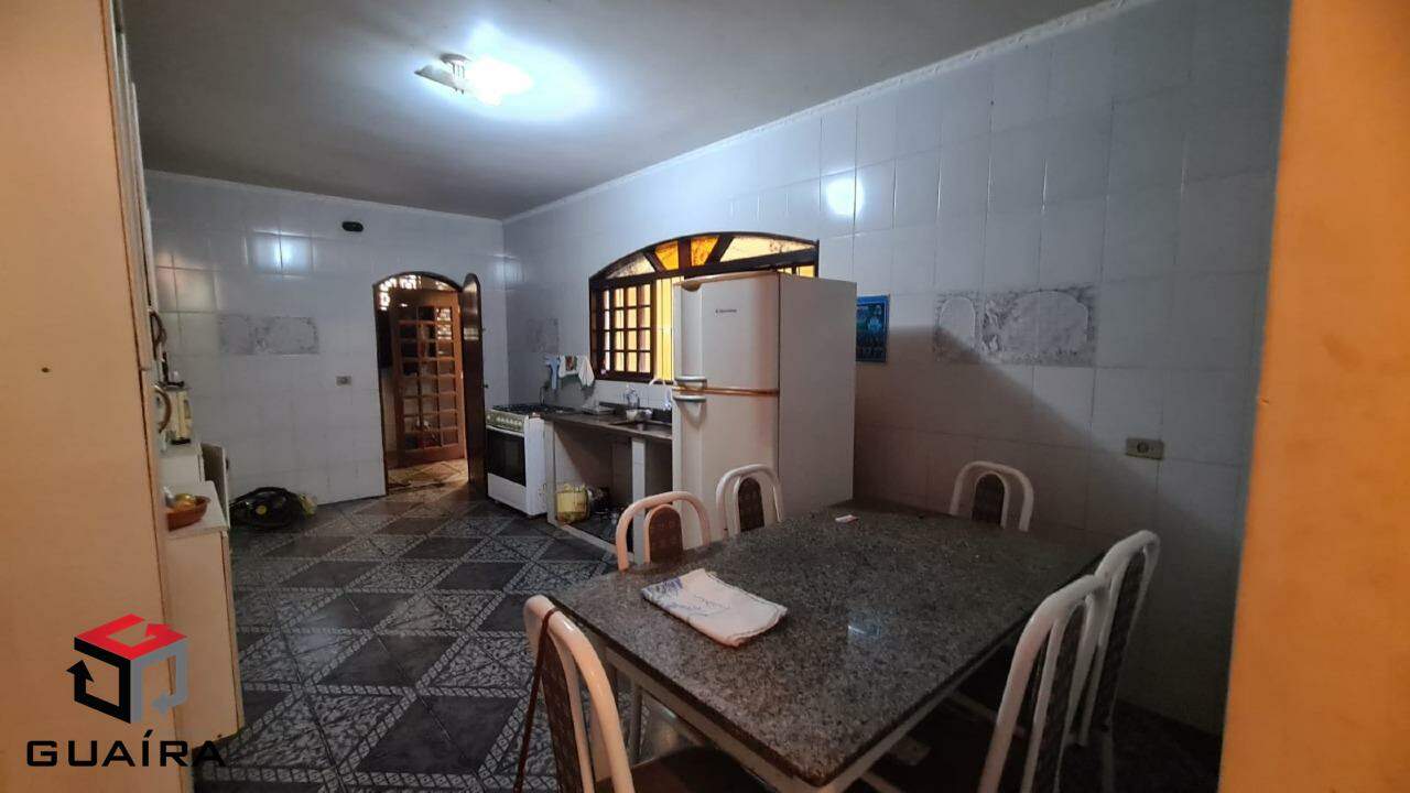 Sobrado à venda com 3 quartos, 218m² - Foto 10