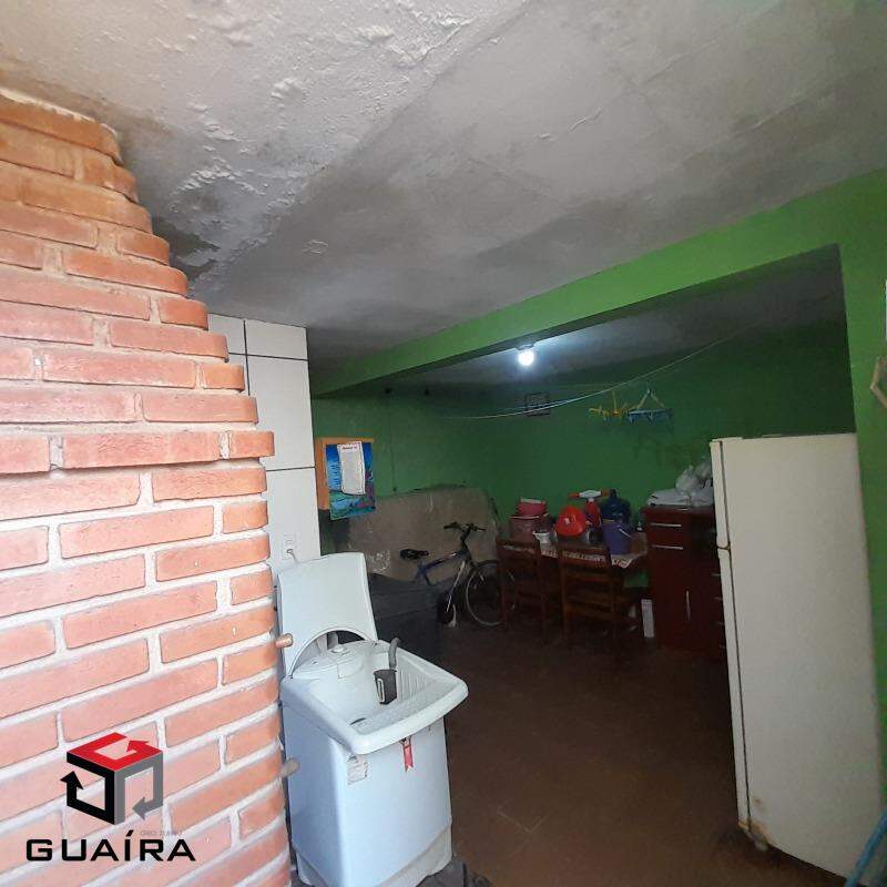 Casa à venda com 2 quartos, 100m² - Foto 8