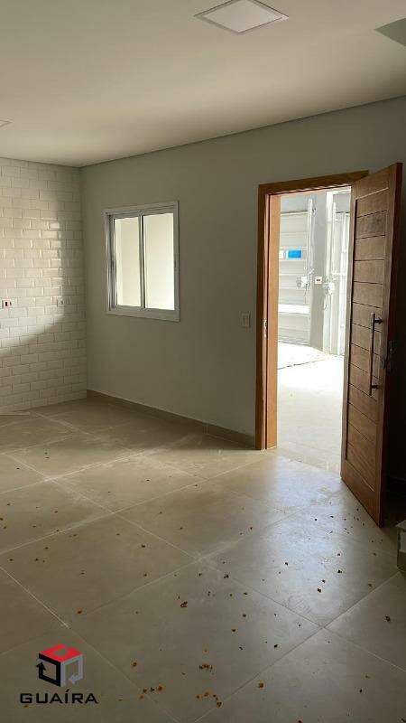 Sobrado à venda com 2 quartos, 120m² - Foto 2