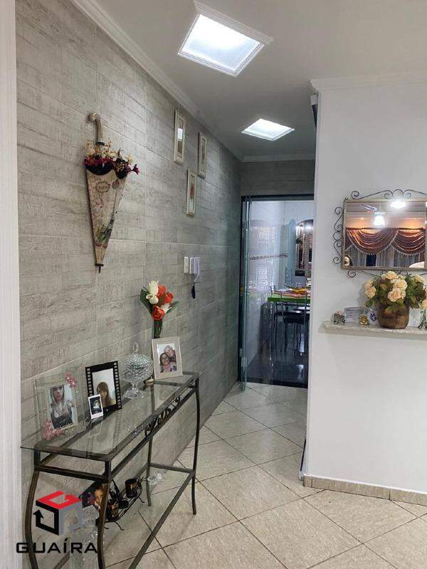 Sobrado à venda com 3 quartos, 209m² - Foto 5