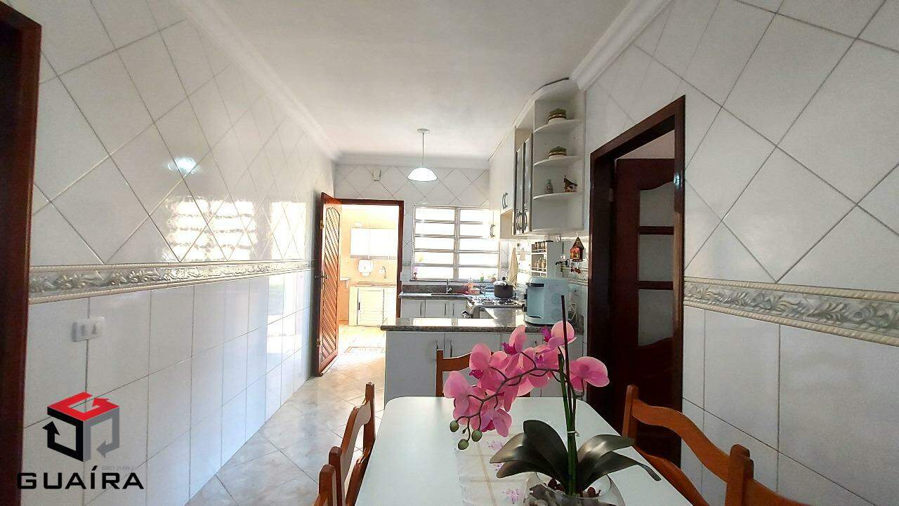 Casa à venda com 3 quartos, 154m² - Foto 8