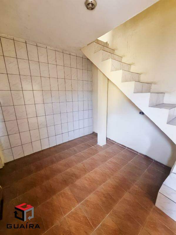 Sobrado à venda com 2 quartos, 179m² - Foto 31