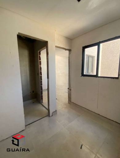 Apartamento à venda com 2 quartos, 70m² - Foto 2