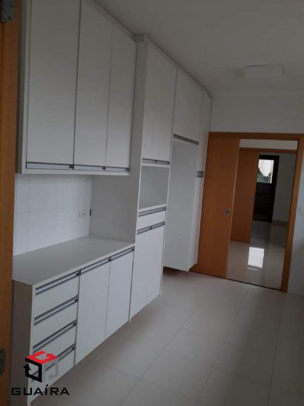 Apartamento à venda com 4 quartos, 208m² - Foto 4