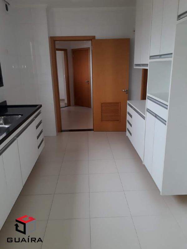 Apartamento à venda com 4 quartos, 208m² - Foto 5