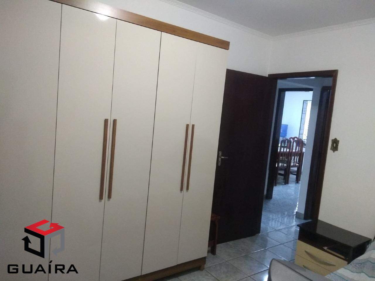 Casa à venda com 2 quartos, 190m² - Foto 11