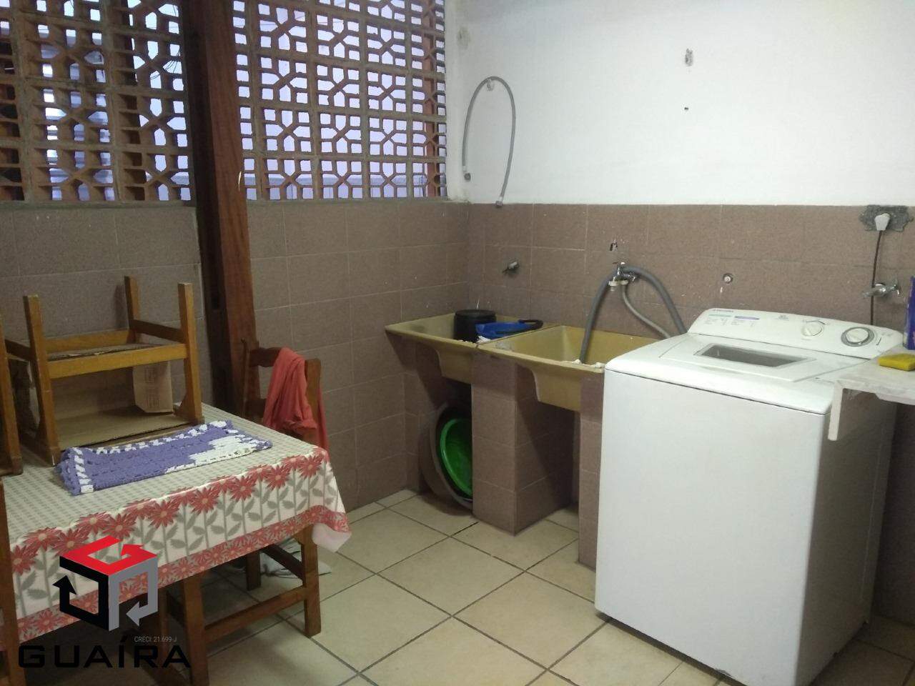 Casa à venda com 2 quartos, 190m² - Foto 6