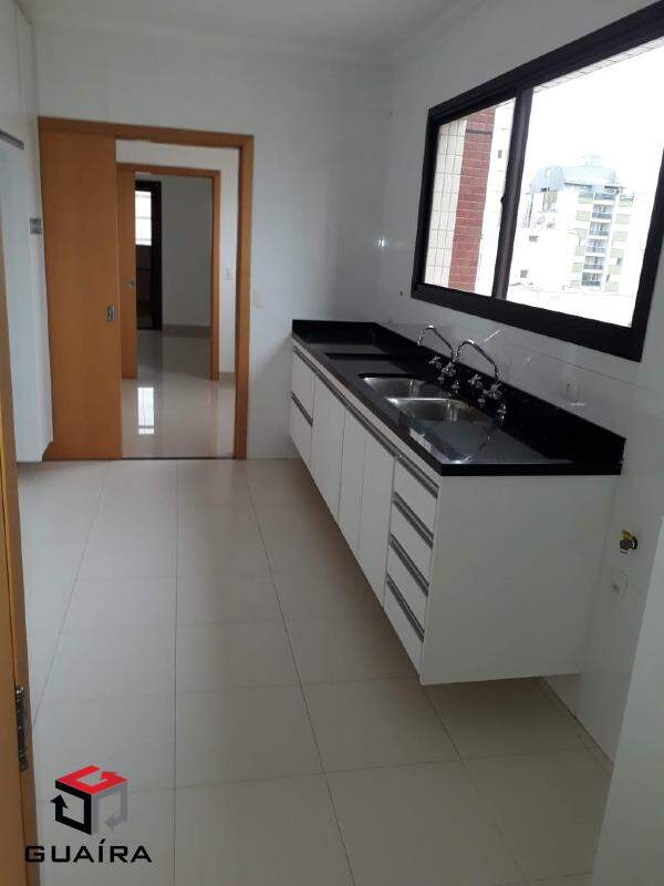 Apartamento à venda com 4 quartos, 208m² - Foto 6