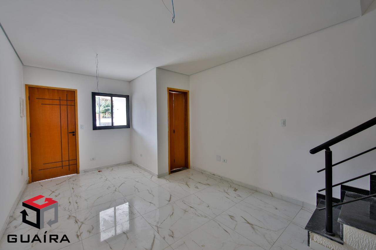 Sobrado à venda com 3 quartos, 150m² - Foto 1