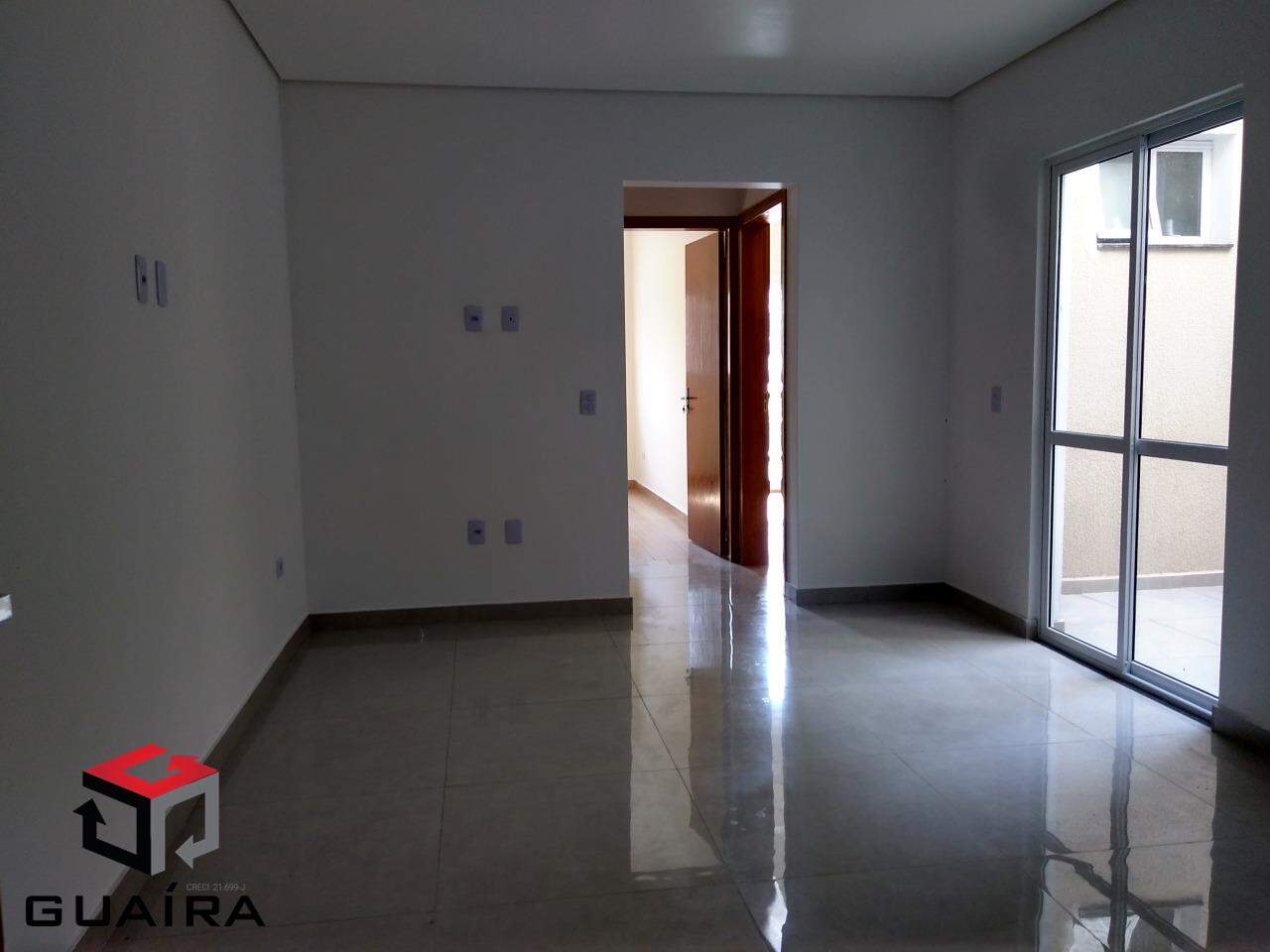 Apartamento à venda com 2 quartos, 70m² - Foto 9