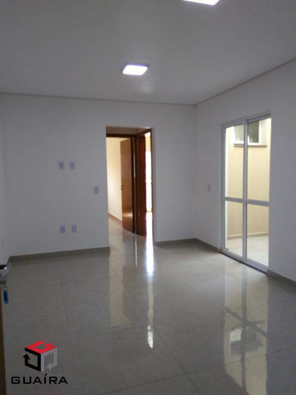 Apartamento à venda com 2 quartos, 70m² - Foto 3