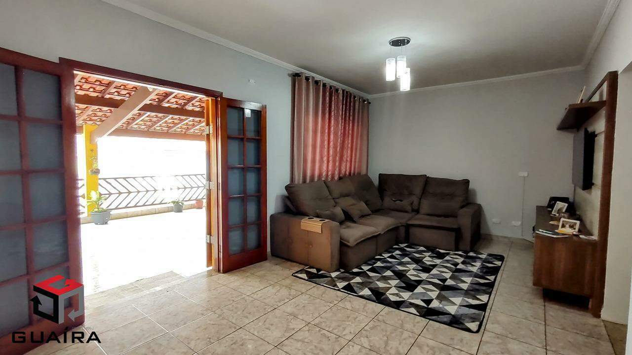 Sobrado à venda com 3 quartos, 340m² - Foto 1
