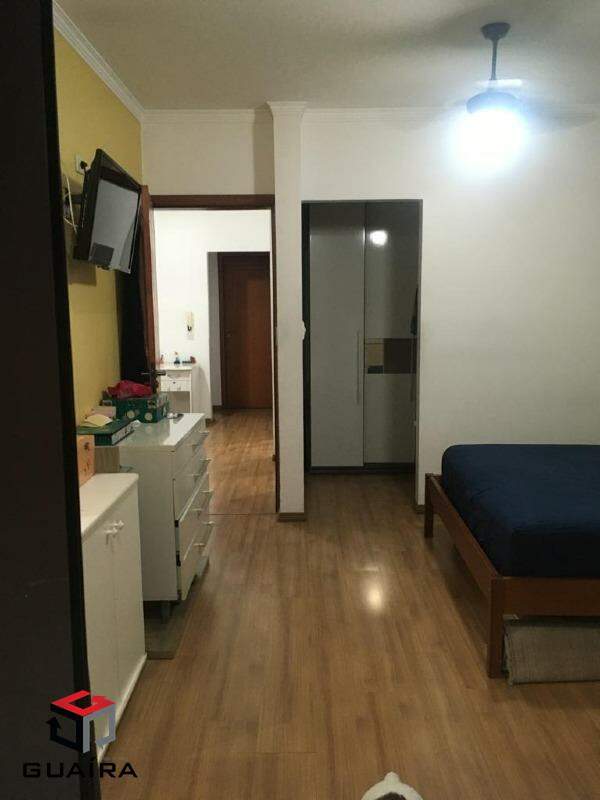 Sobrado à venda com 4 quartos, 300m² - Foto 17