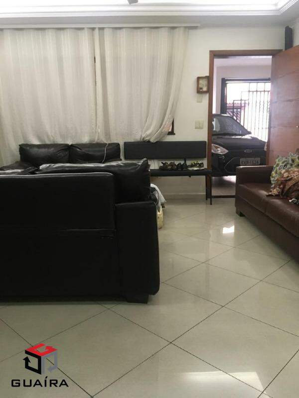 Sobrado à venda com 4 quartos, 300m² - Foto 1