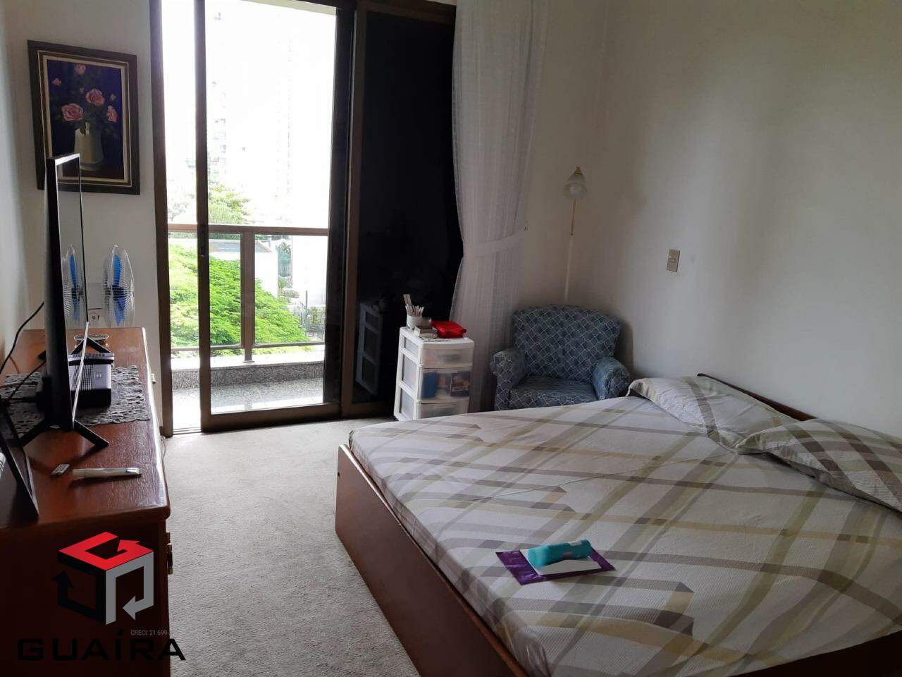 Apartamento à venda com 3 quartos, 180m² - Foto 6